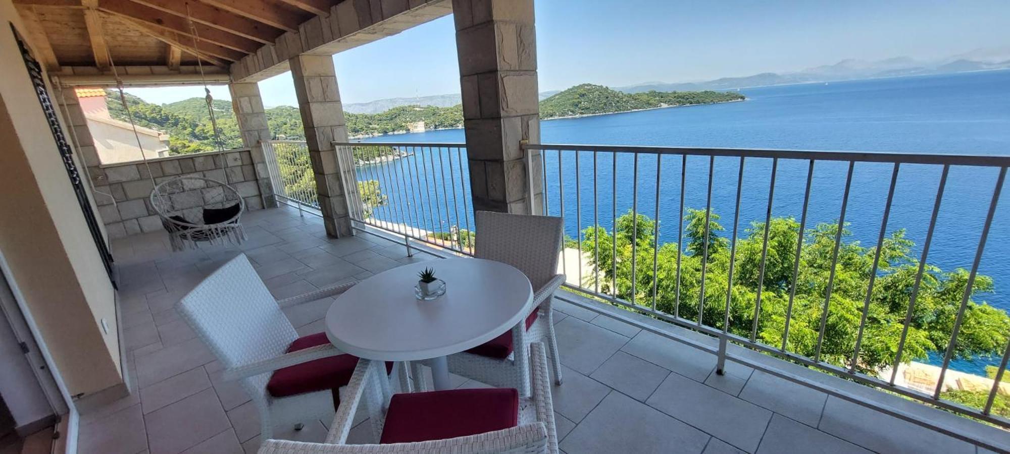 Adriatic - Apartment With Jacuzzi Sobra Bagian luar foto