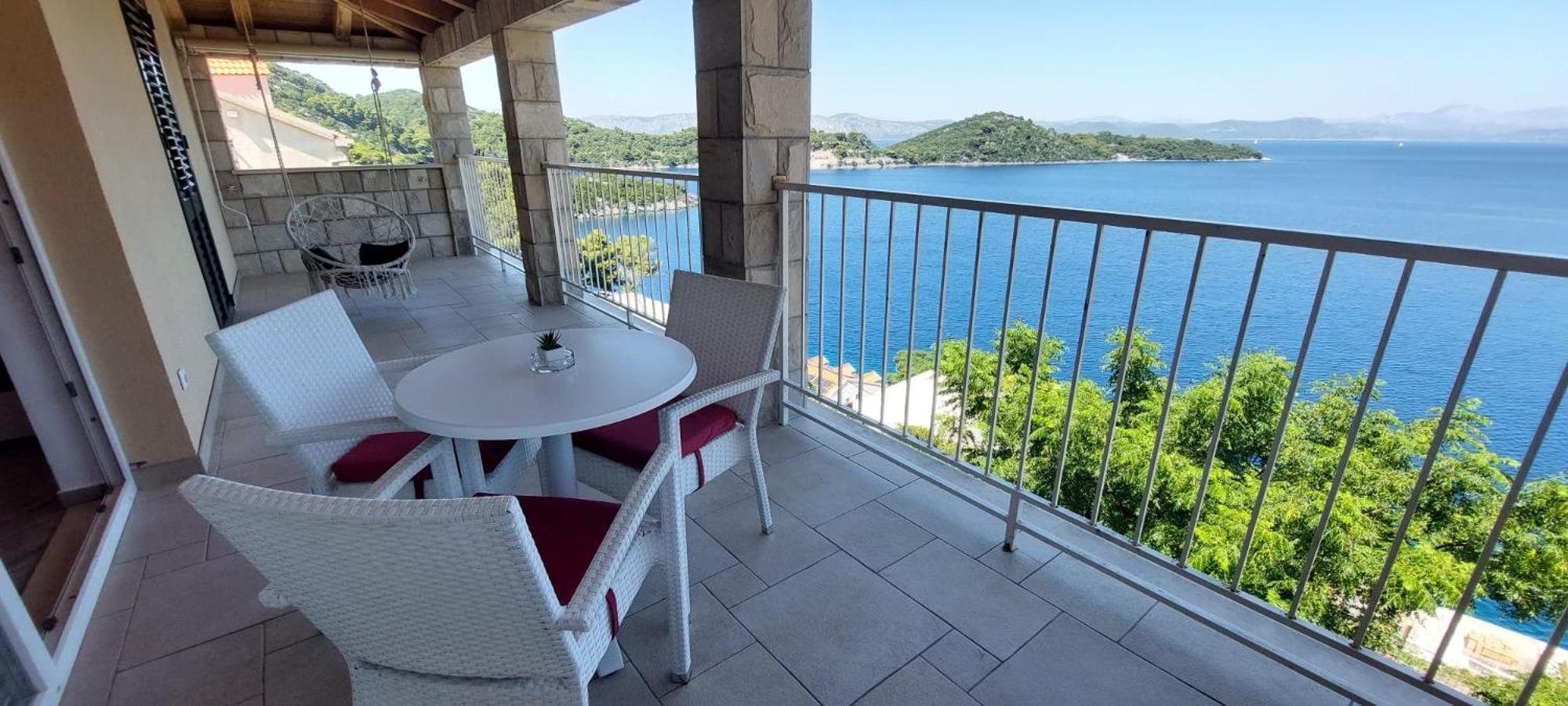 Adriatic - Apartment With Jacuzzi Sobra Bagian luar foto